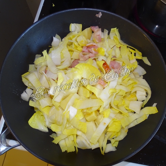 Endives et pommes de terre à la saucisse de Morteau et poitrine fumée13