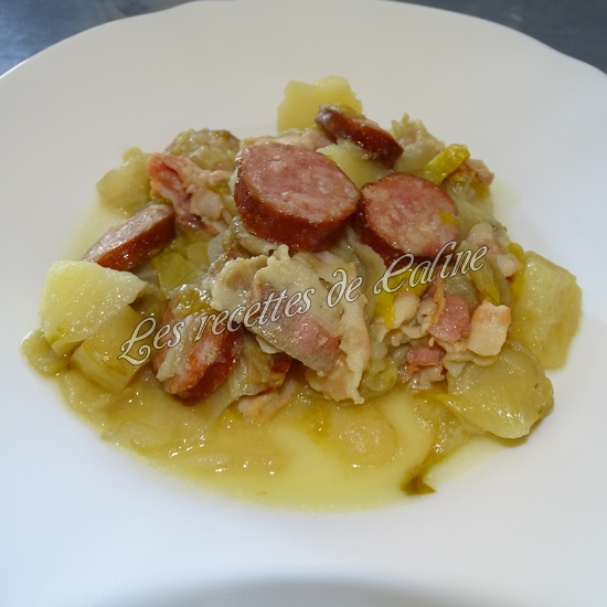 Endives et pommes de terre à la saucisse de Morteau et poitrine fumée17