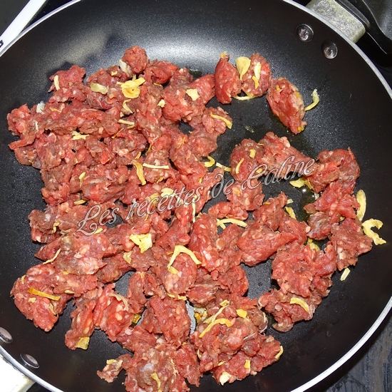 Feuilletés à la viande hachée06