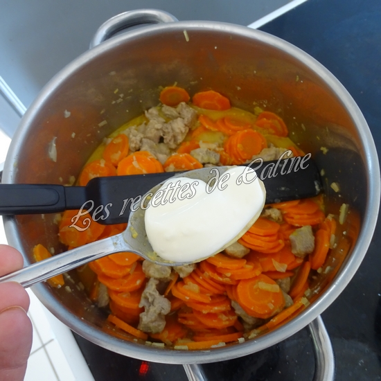 Sauté de dinde aux carottes à la crème de moutarde26
