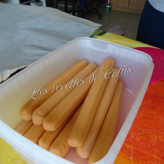 Pains aux saucisses23