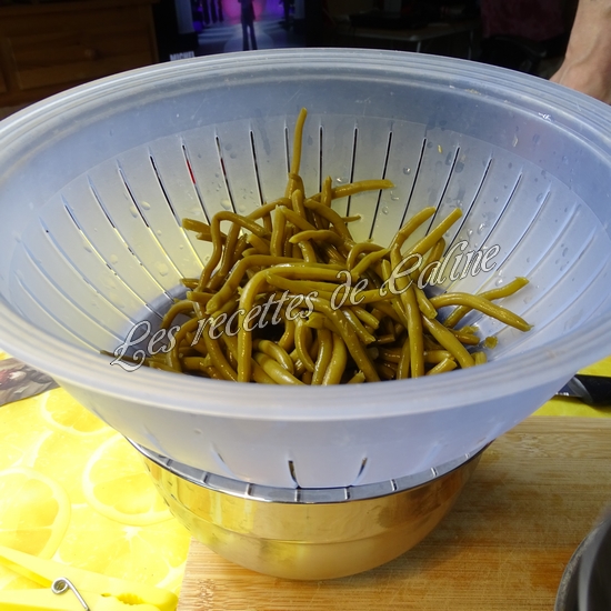 Salade de pommes de terre au thon, haricots et petits pois08