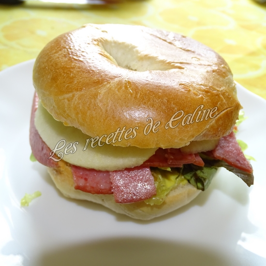 Bagel à la pomme et salami14
