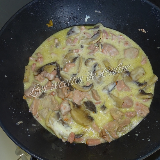Sauté de dinde aux lardons et champignons18