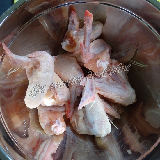 Ailes de poulet à la sauce tomate01