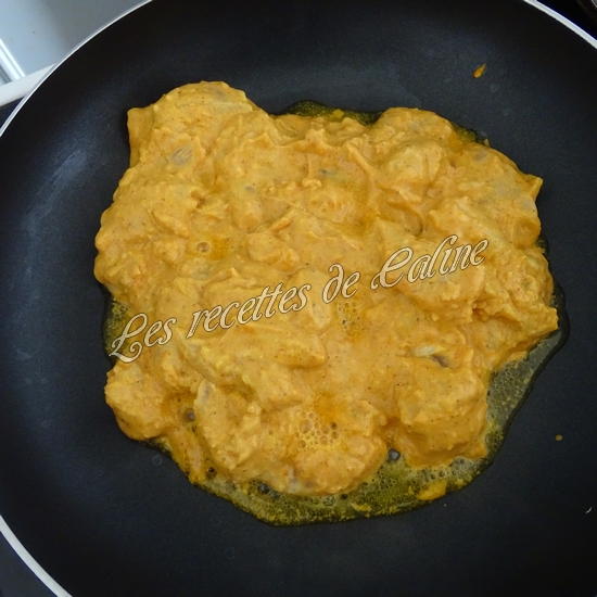 Cheese naan au fromage à tartiner et son curry de poulet48