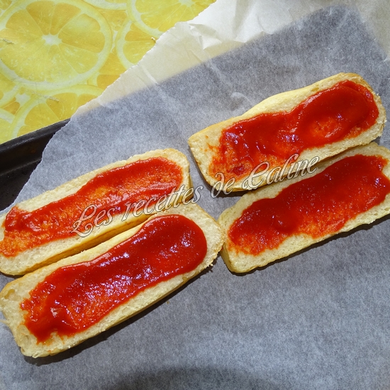 Petit pain pizza au chorizo04