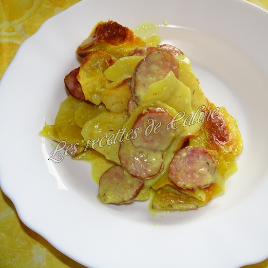 Pommes de terre à la cancoillotte, saucisses de Morteau et fumée18