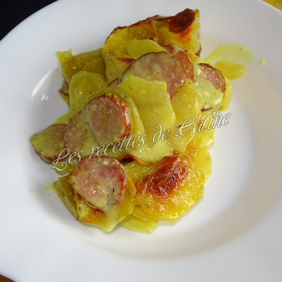 Pommes de terre à la cancoillotte, saucisses de Morteau et fumée19