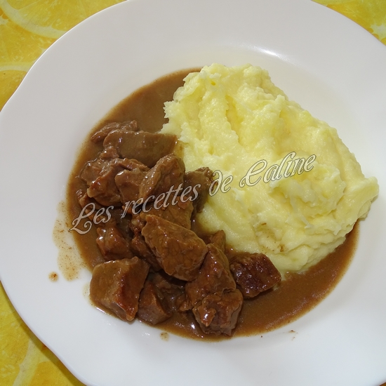 Ragoût de boeuf et purée au parmesan23