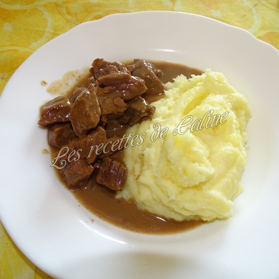 Ragoût de boeuf et purée au parmesan24