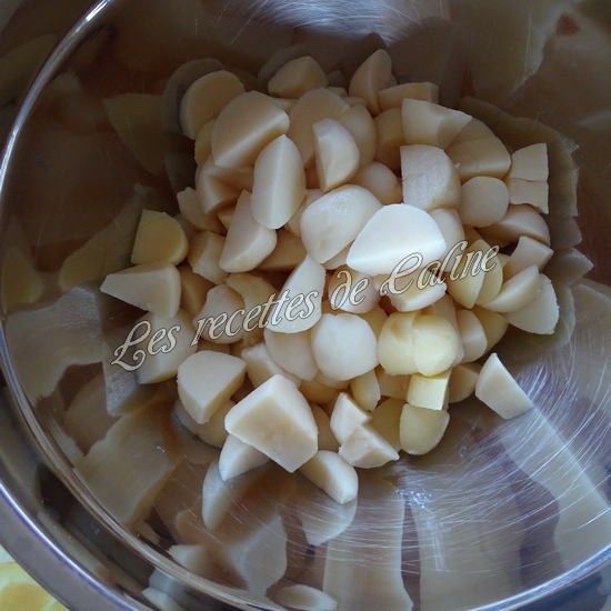 Salade de pommes de terre au surimi et crevettes03