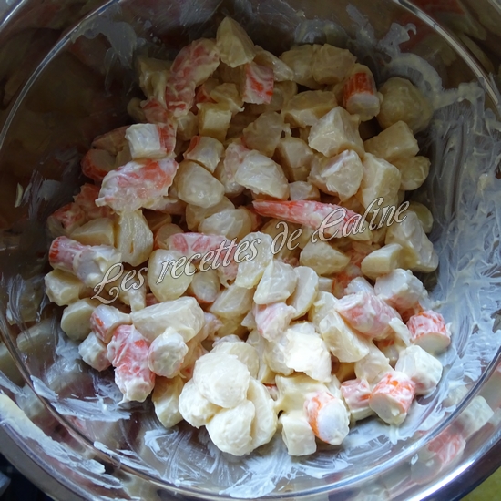 Salade de pommes de terre au surimi et crevettes13
