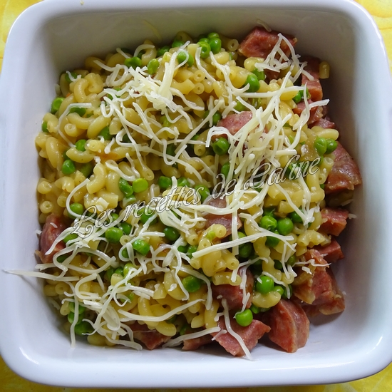 Coquillettes au saucisson et petits pois13
