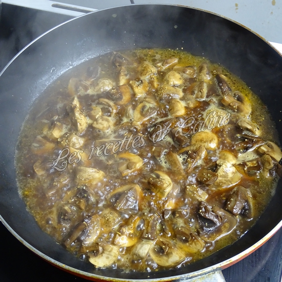 Mijotés de champignons au jus de viande et jambon sec14