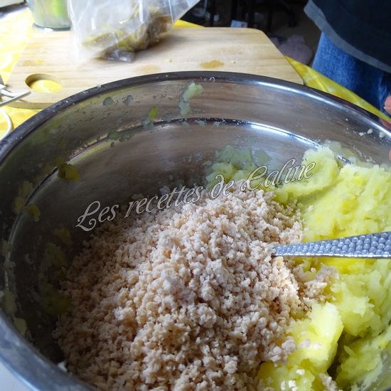 Brick au poulet fromage et oeuf coulant16