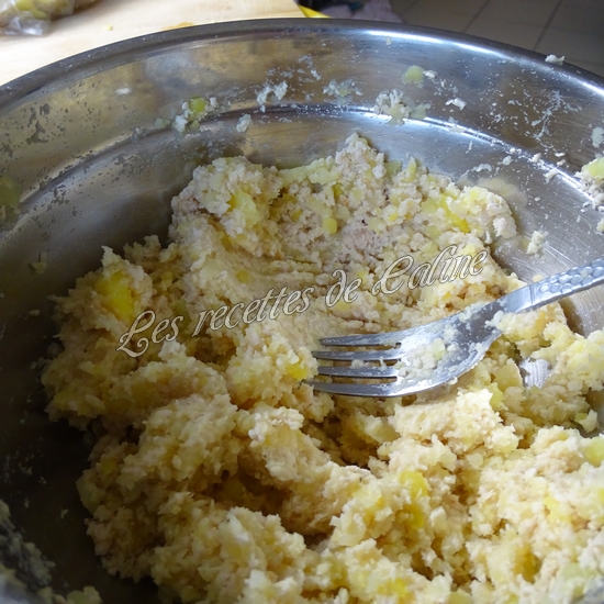 Brick au poulet fromage et oeuf coulant17