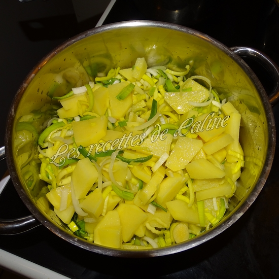 Velouté de poireaux et pommes de terre09