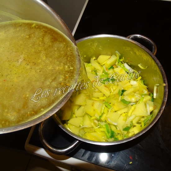 Velouté de poireaux et pommes de terre10