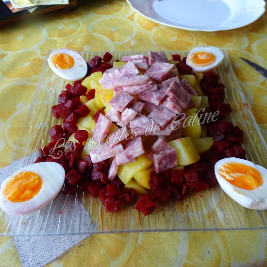 Salade de pommes de terre aux betteraves et museau de porc09