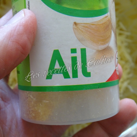 Steak haché de poulet au cœur coulant de fromage07