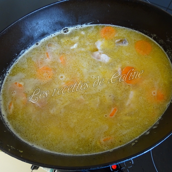 Soupe crémeuse au poulet et au riz16