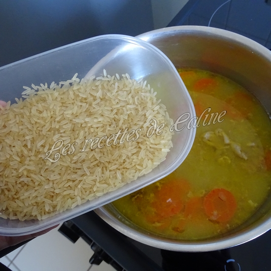 Soupe crémeuse au poulet et au riz17