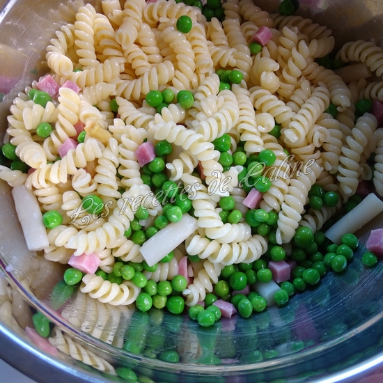 Salade de pâtes aux asperges, petits pois et jambon blanc06