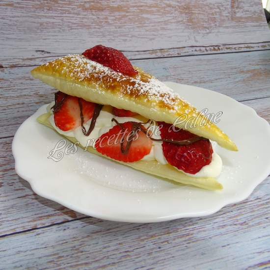 Triangle feuilletée chantilly &amp; fraises24