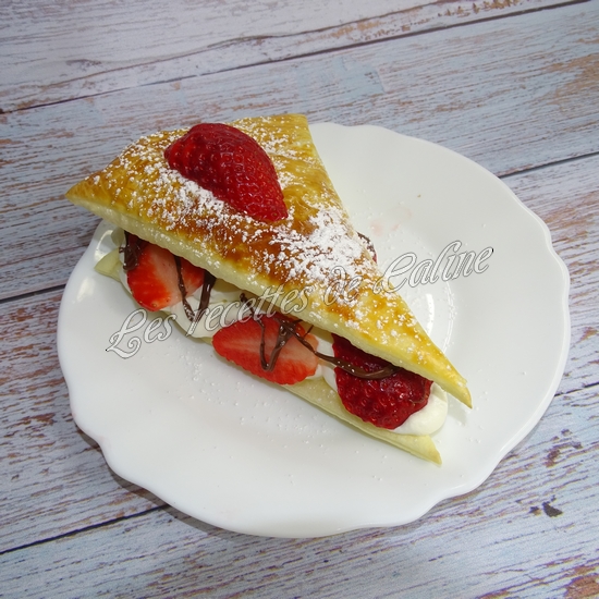 Triangle feuilletée chantilly &amp; fraises25