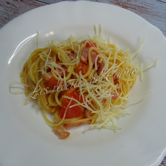 One pot pasta tomates, lardons12