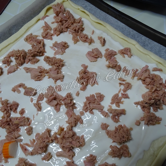 Pizza au surimi &amp; thon et miel03