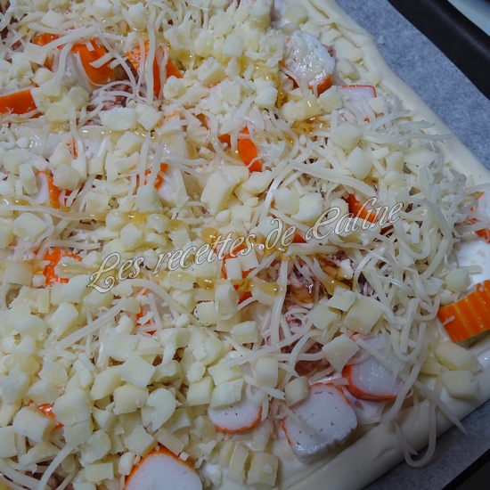Pizza au surimi &amp; thon et miel09