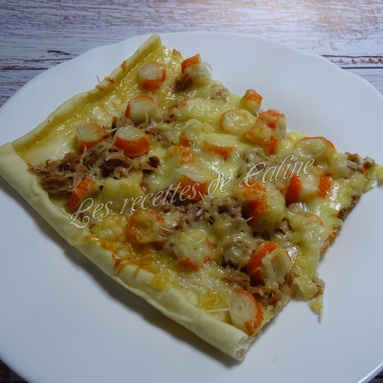 Pizza au surimi &amp; thon et miel13