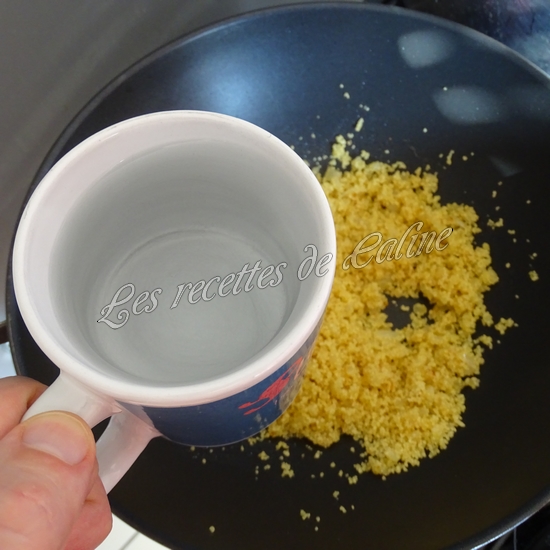 Poêlée de semoule à la tomate et petits pois08