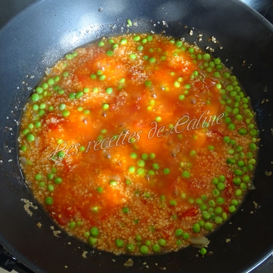 Poêlée de semoule à la tomate et petits pois16