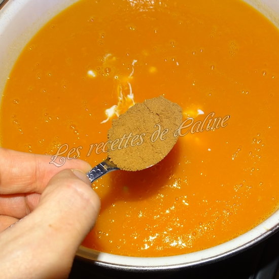 Velouté de patates douces aux épices11