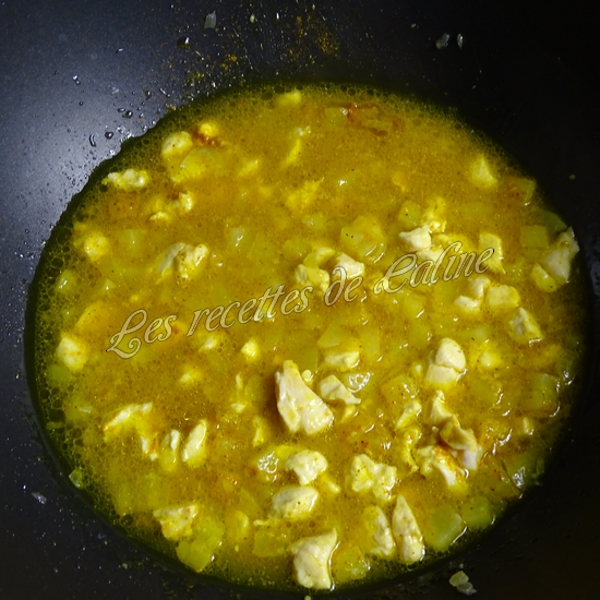 Chaussons farcis au poulet au curry - Curry puff16