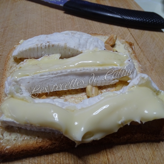 Club sandwich camembert, poire et cacahuètes15