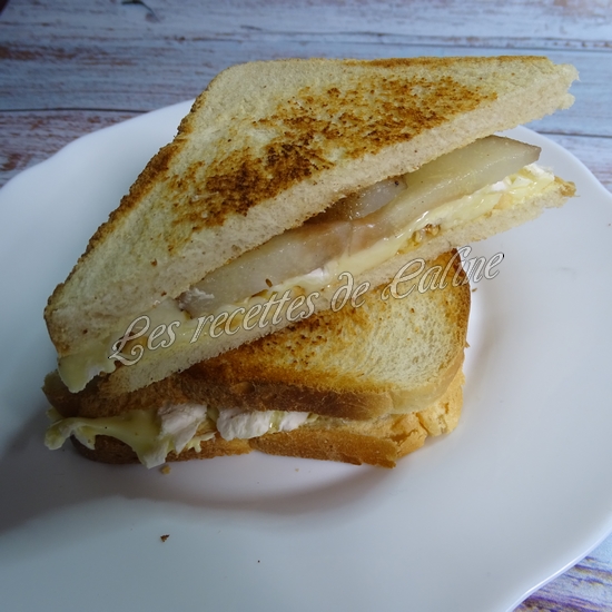 Club sandwich camembert, poire et cacahuètes20