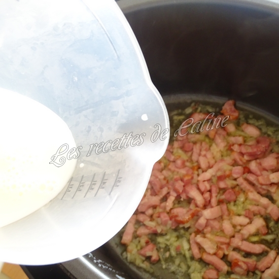Pâtes au chou fleur, lardons et fromage à l'autocuiseur11