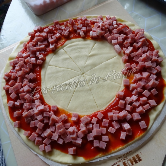 Pizza couronne au jambon05