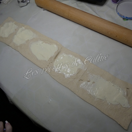 Roulés à la saucisse et aux épinards07