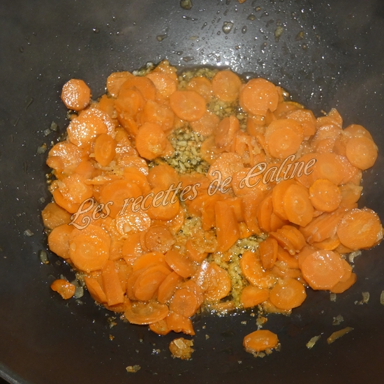 Nouilles sautées au poulet à la sauce soja05