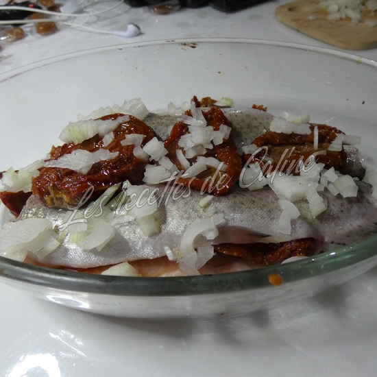 Truites au four sur lit de tomates séchées07