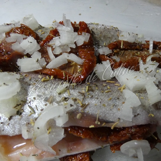 Truites au four sur lit de tomates séchées08