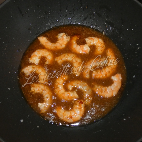 Sauté de crevettes teriyaki sur nouilles udon07