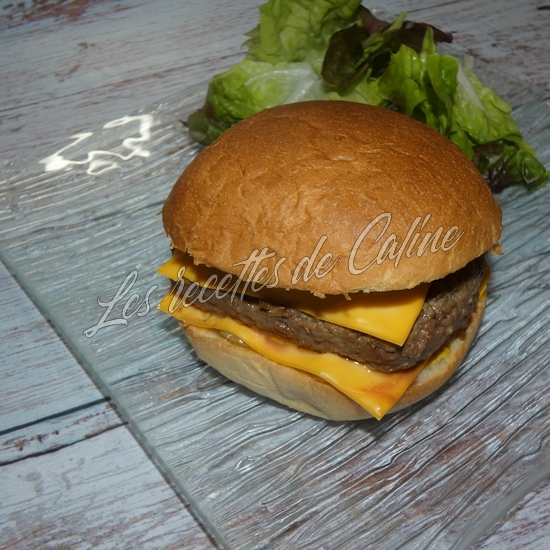Burger aux oignons caramélisés et bacon19