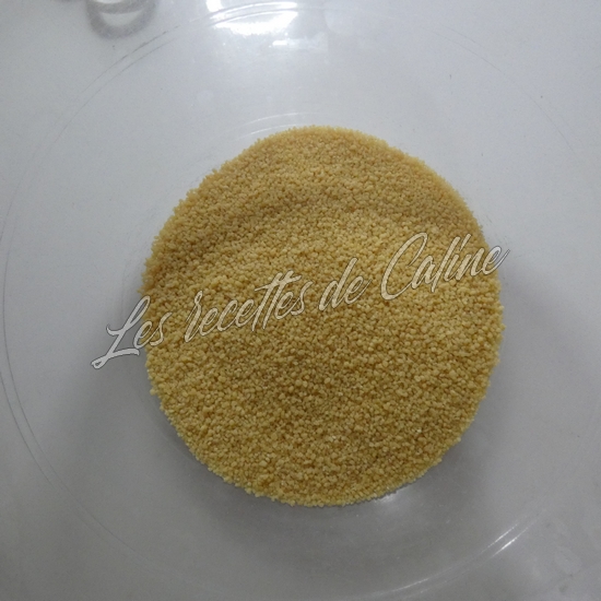 Salade de semoule aux raisins sec et aux noix de cajou01