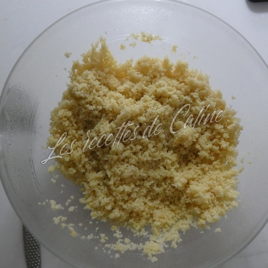 Salade de semoule aux raisins sec et aux noix de cajou02